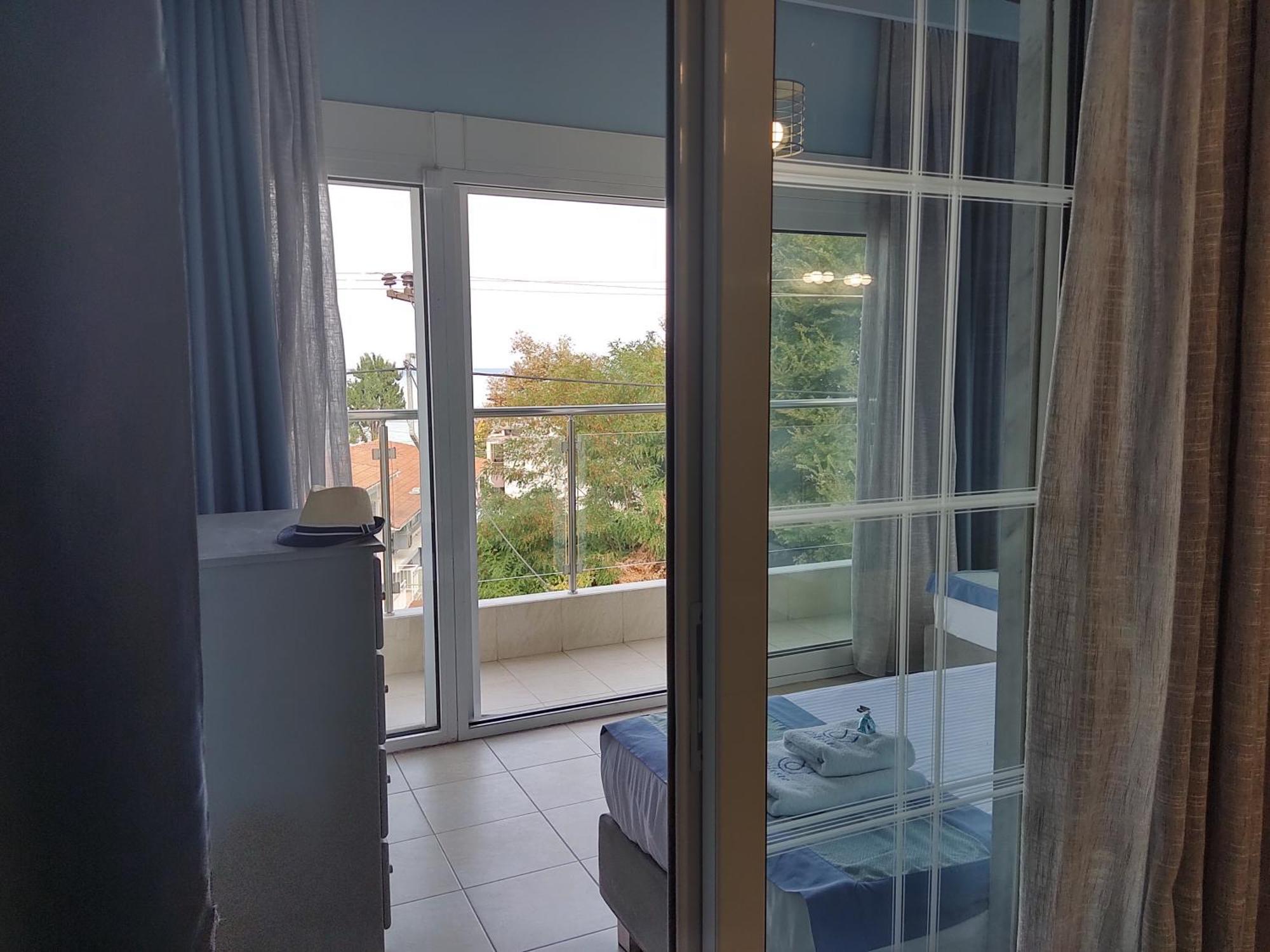 Celeste Deluxe Apartments Skala Potamia  Kamer foto